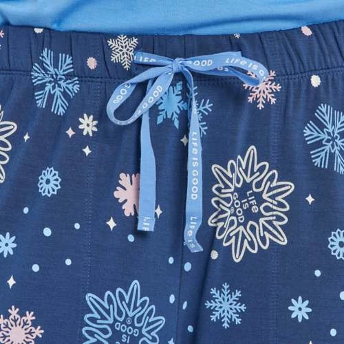 Cheapest โค๏ธ Pajamas & Robes ๐ฉ Women's Life Is Good Holiday Snowflake Sleep Pant ๐ - Image 3